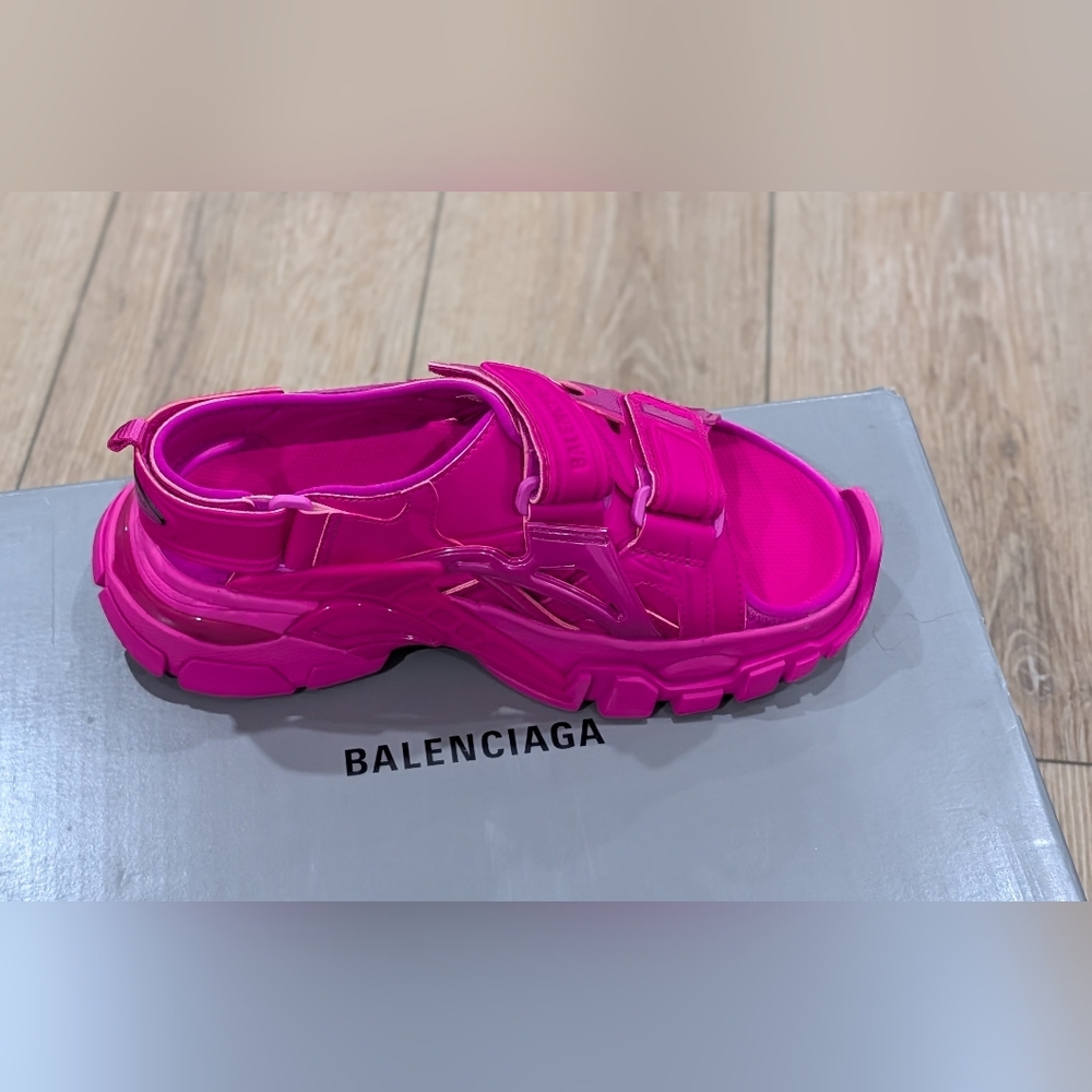 $995 Womens Balenciaga 25MM Monochrome Strapped Sandals Pink 37 US 7 - Picture 4 of 10